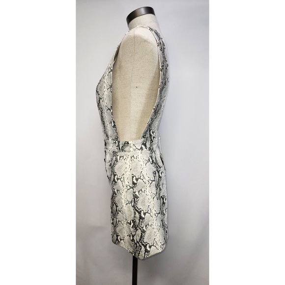NWT Honey Punch Deep-V Snakeskin Pinafore Dress Size S - Picture 7 of 8